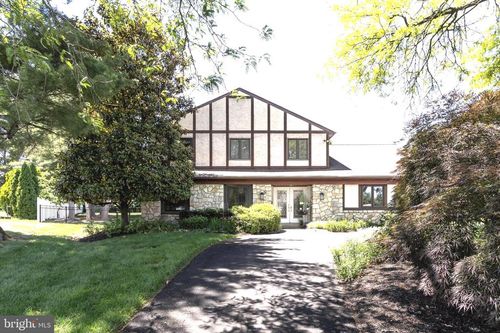 36 Summer Pl, Huntingdon Valley, PA, 19006-1525 | Card Image