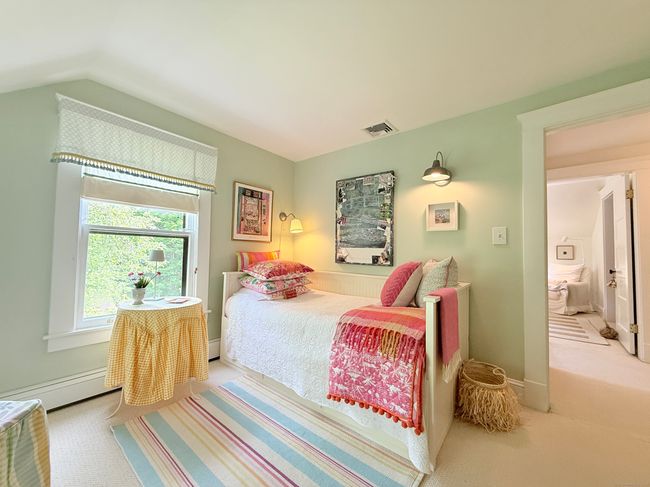137 Main St, House other with 3 bedrooms, 2 bathrooms and 3 parking in Chester CT | Image 24