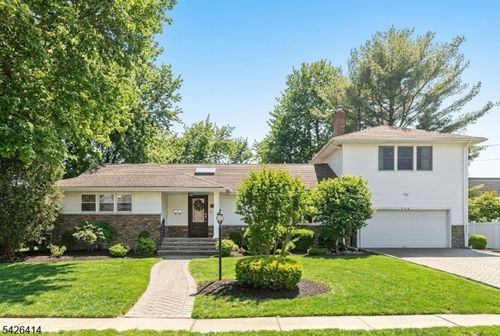 755 Neill Ct, Oradell, NJ, 07649-1231 | Card Image