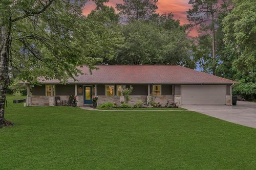 12626 Woodcreek Dr, Willis, TX, 77318-4688 | Card Image