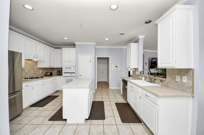 2613 Broussard Ct, House other with 4 bedrooms, 4 bathrooms and 2 parking in Seabrook TX | Image 19