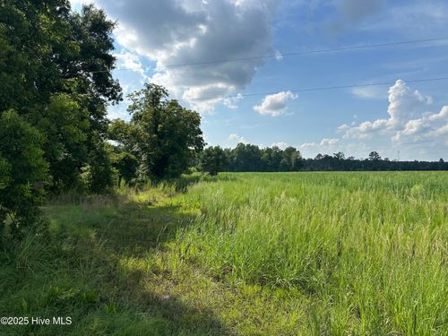 660 Harris Rd, Grifton, NC, 28530-9047 | Card Image