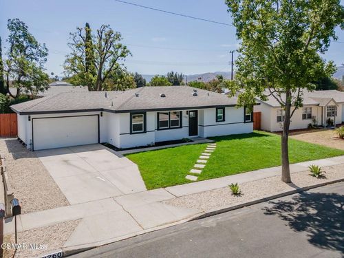 2260 Dogwood St, Simi Valley, CA, 93065-2611 | Card Image