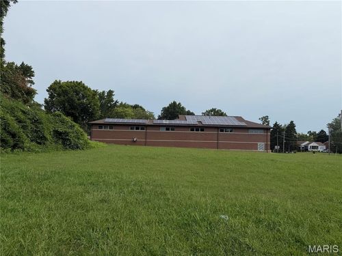 1011 Jennings Station Rd, Saint Louis, MO, 63137-1727 | Card Image