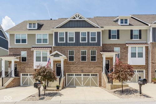16072 Barringer Ct, Westfield, IN, 46074-7652 | Card Image
