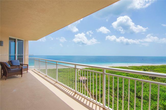 APT-7C - 3000 N Highway A1a, Condo with 3 bedrooms, 3 bathrooms and null parking in Hutchinson Island FL | Image 64