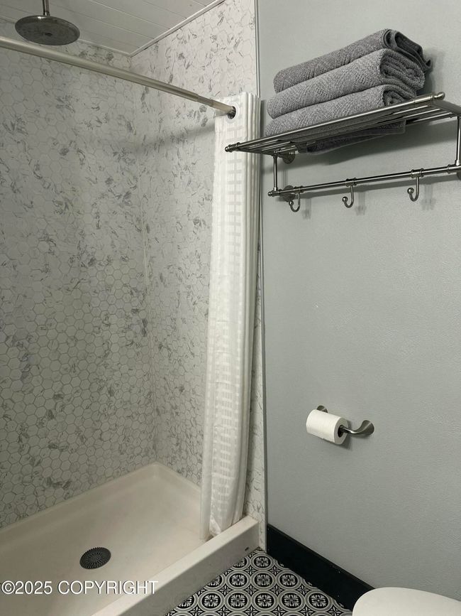 Master Bathroom | Image 27