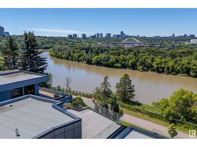 9509 99 B St Nw, House other with 4 bedrooms, 6 bathrooms and 6 parking in Edmonton AB | Image 58
