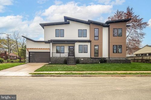 5906 3rd St S, ARLINGTON, VA, 22204-1004 | Card Image