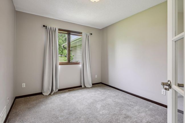 The open floor plan is ideal for entertaining | Image 9
