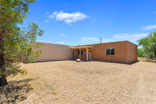 2061 N Laurel Pl, Huachuca City, AZ, 85616-8127 | Card Image