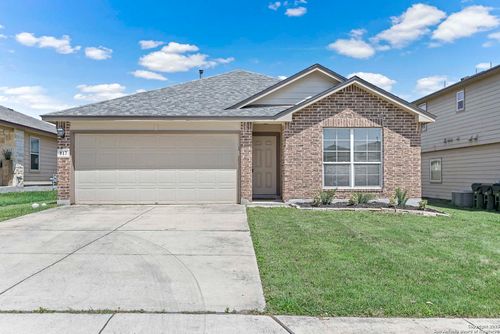 117 Linden Ln, San Marcos, TX, 78666-4426 | Card Image