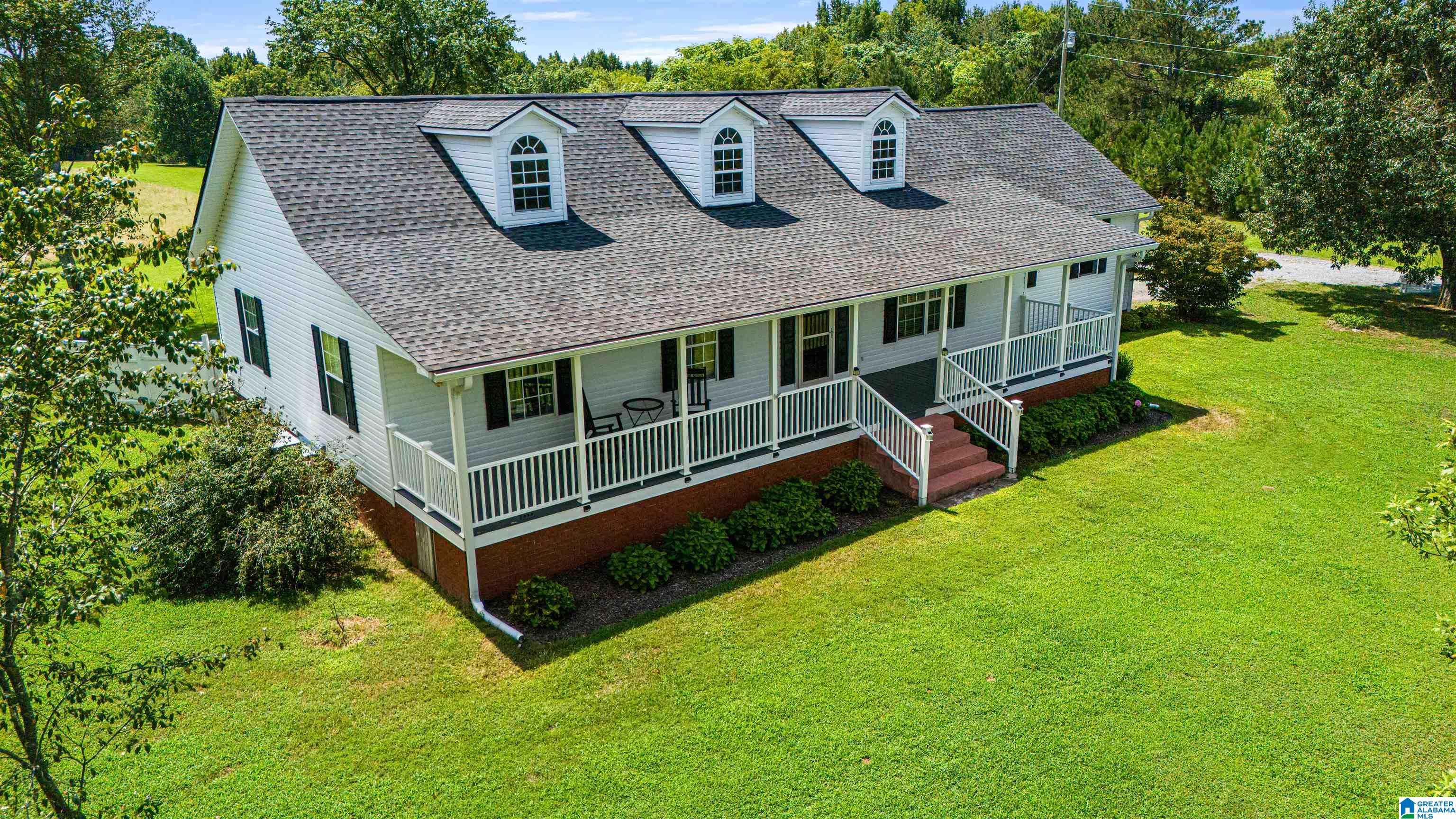 Residential in GROVE OAK 2