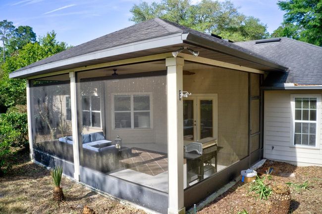 7105 Sw 85 Th Ter, House other with 4 bedrooms, 2 bathrooms and null parking in Gainesville FL | Image 14