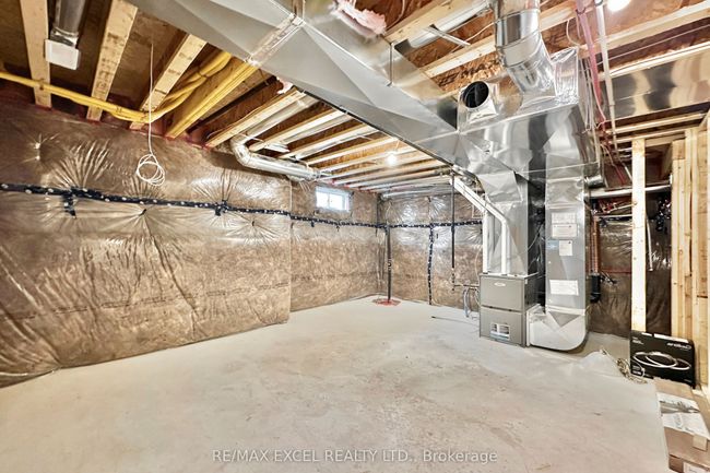 28 Alan Francis Lane, House attached with 3 bedrooms, 4 bathrooms and 1 parking in Markham ON | Image 33
