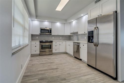 1007-625 Oaks Dr, Pompano Beach, FL, 33069-3754 | Card Image