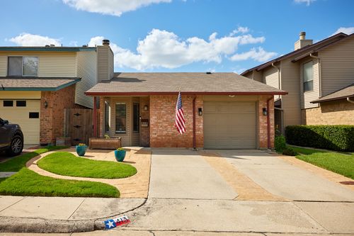 413 San Maria Dr, Garland, TX, 75043-3551 | Card Image
