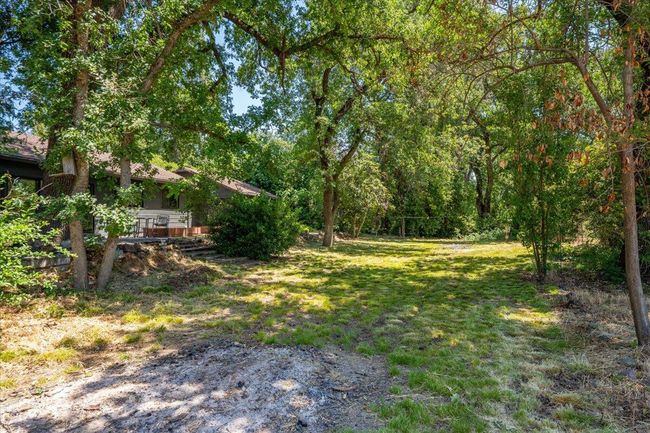 2551 S Waverly Ave, House other with 3 bedrooms, 2 bathrooms and null parking in Redding CA | Image 24