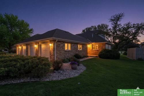 6212 Oak Hills Plz, Omaha, NE, 68137-4419 | Card Image