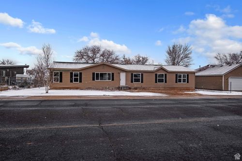 735 S 500 E, Roosevelt, UT, 84066 | Card Image