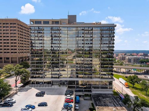 1604-600 Admiral Blvd, Kansas City, MO, 64106-1577 | Card Image