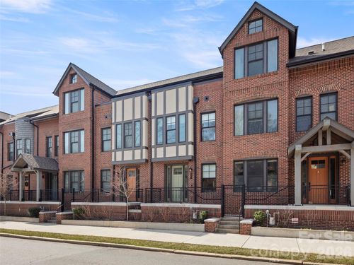 221 Broadway St, Asheville, NC, 28801-2306 | Card Image