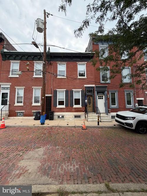 807 Cameron St, PHILADELPHIA, PA, 19130-2101 | Card Image