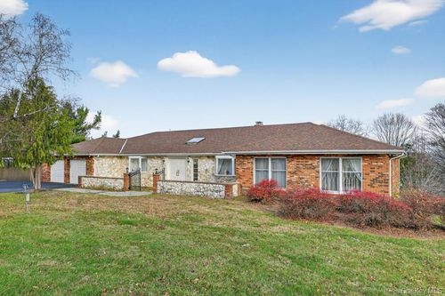 66 Murray Dr, Chester, NY, 10918-2407 | Card Image