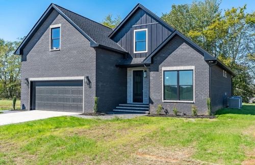 308 Billy T Dr, Elkton, KY, 42220-8227 | Card Image