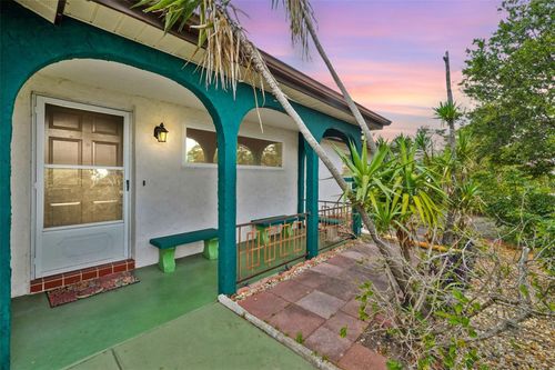 11705 Ibis Ln, PORT RICHEY, FL, 34668-1530 | Card Image