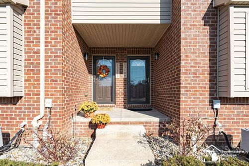 13109 Woodridge Cir, Plymouth, MI, 48170-3891 | Card Image