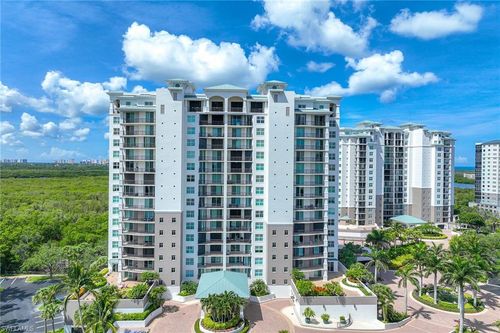 apt-303-455 Cove Tower Dr, NAPLES, FL, 34110-6524 | Card Image