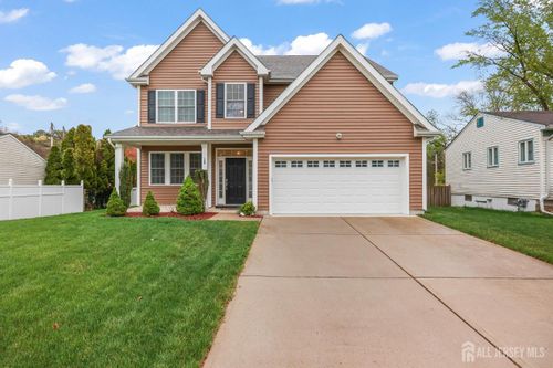 136 Southwood Dr, Old Bridge, NJ, 08857-1627 | Card Image