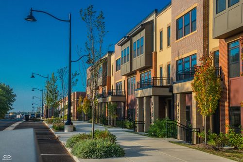 396 S Meridian St, Greenwood, IN, 46143-1603 | Card Image