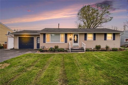 154 Burben Way, Gates, NY, 14624 | Card Image