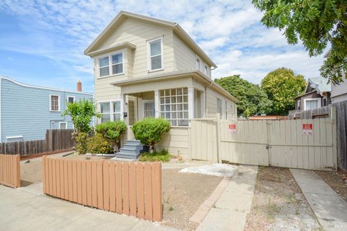 734 Florida St, Vallejo, CA, 94590-5508 | Card Image