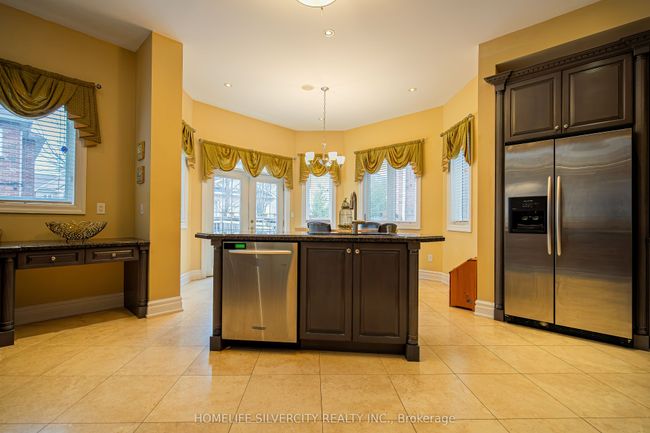 26 Jacob Brill Cres, House other with 6 bedrooms, 5 bathrooms and 4 parking in Brampton ON | Image 14