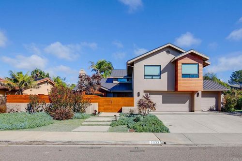 2033 Bruceala Ct, Cardiff by the Sea, CA, 92007-1201 | Card Image