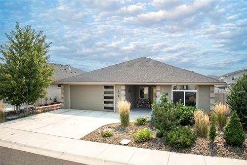 202 E Stanford Ave, Ellensburg, WA, 98926-5912 | Card Image