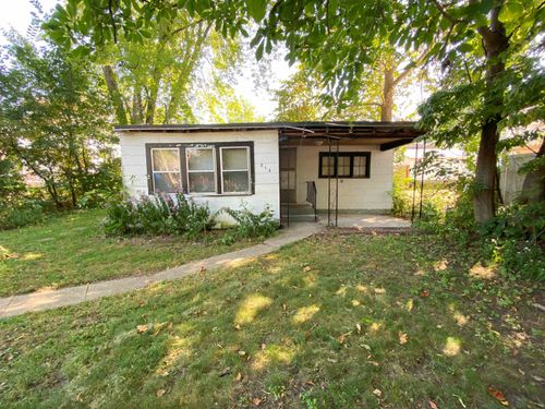 212 W 6th St, Dixon, IL, 61021-3606 | Card Image