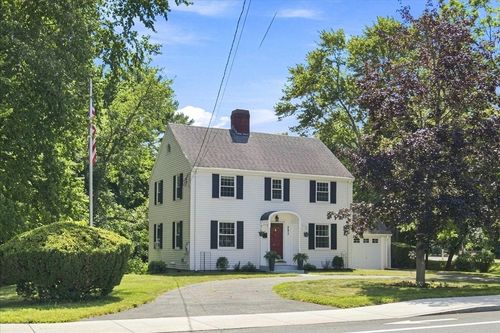 293 Main St, Walpole, MA, 02081-3807 | Card Image