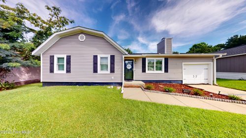 1006 Ridgecrest Ln, Jacksonville, NC, 28546-9143 | Card Image