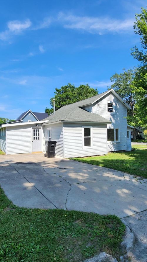 436 Marshall St, Hastings, MI, 49058-2329 | Card Image