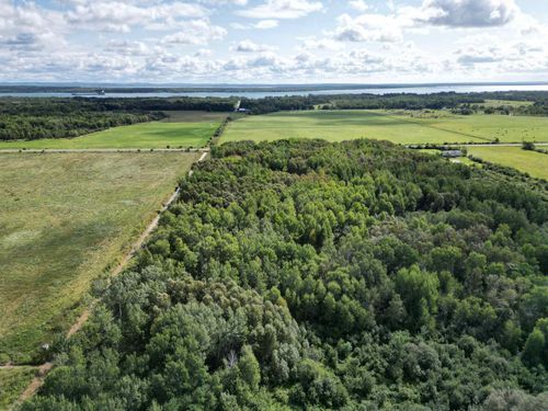 7538 S Riverside Dr, Sault Sainte Marie, MI, 49783-8614 | Card Image