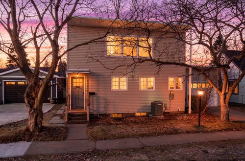 810 4th Ave Sw, Pine City, MN, 55063-1605 | Card Image