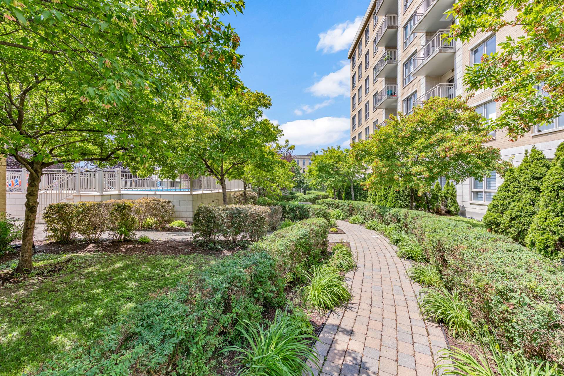 Residential in Montréal (Ahuntsic-Cartierville) 5