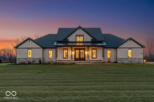 3947 Kace Ct, Danville, IN, 46122-8053 | Card Image