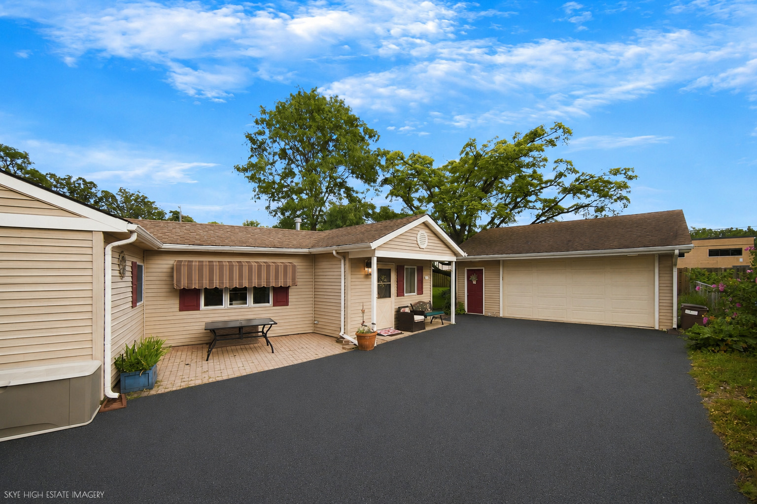 Residential in Worth 2