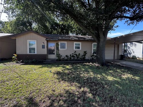 133 Kay Ln, Saginaw, TX, 76179-1363 | Card Image