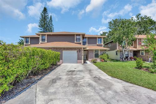 apt-b-6181 Pine Tree Ln, Tamarac, FL, 33319-8104 | Card Image